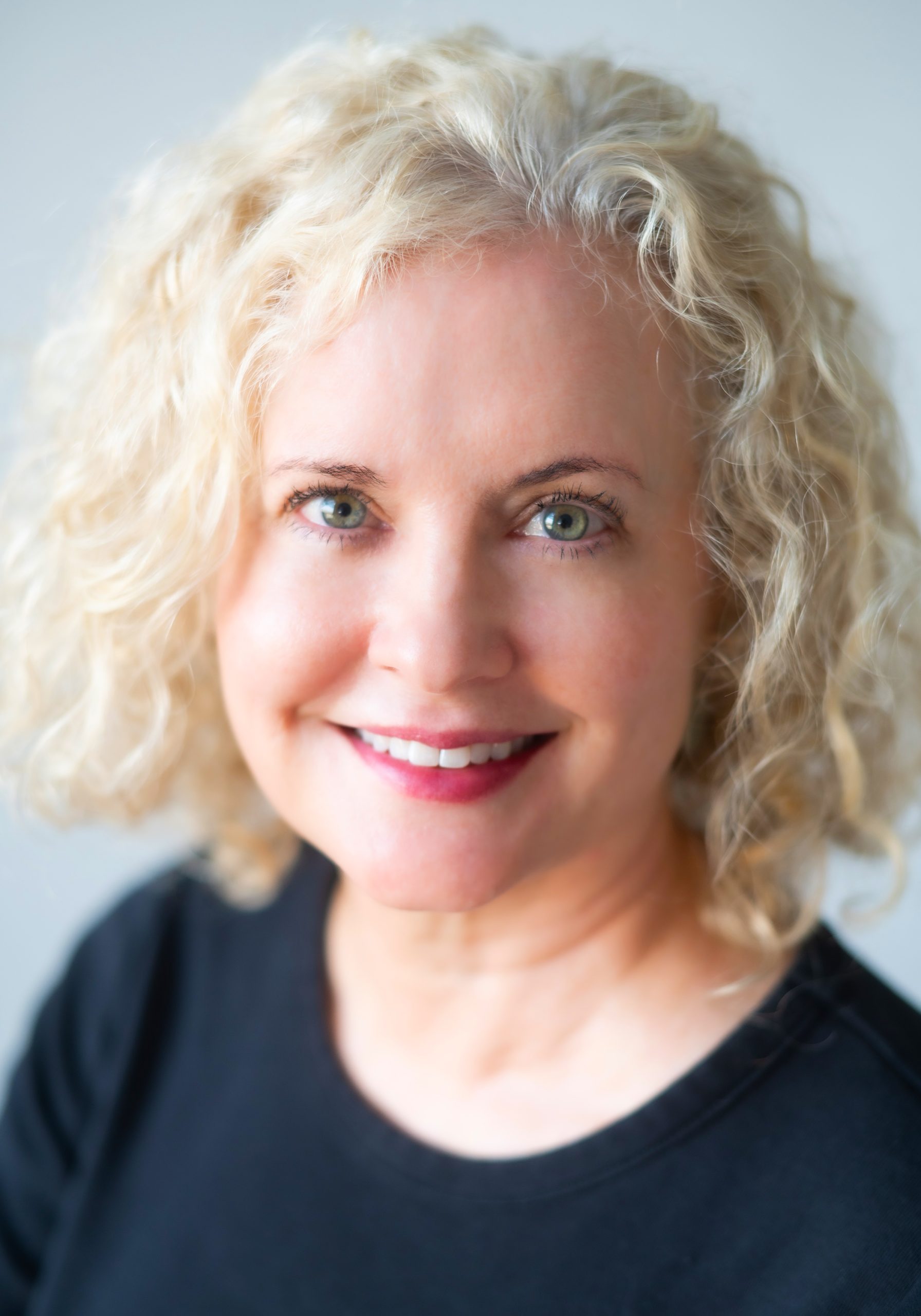 Elizabeth Verdick - author photo - print quality